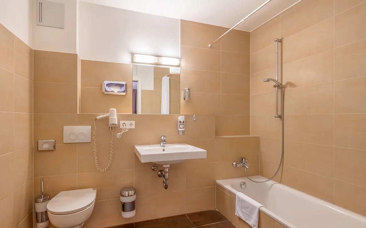 Goethe Business Hotel | Badezimmer
